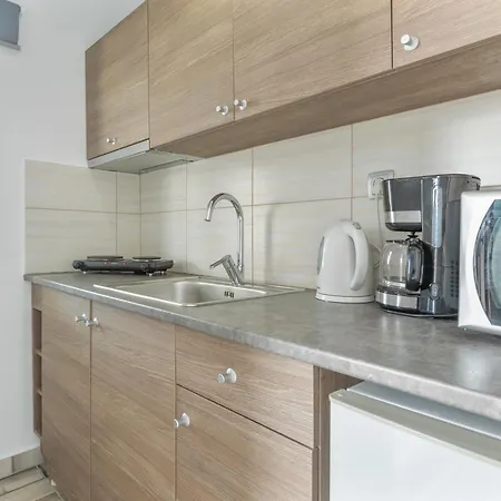 Dionysia S2 Apartman *