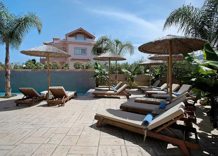 Appartement Dionysia S2 *